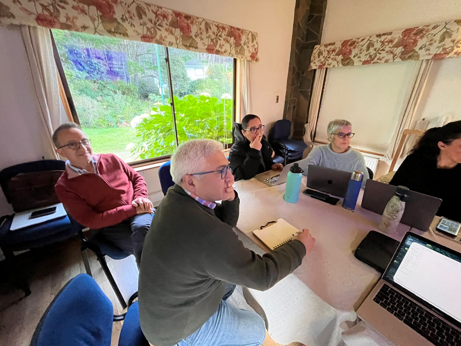 Encuentro de trabajo del consorcio Conexión 2030 USACH–UFRO–UCN en Mehuín